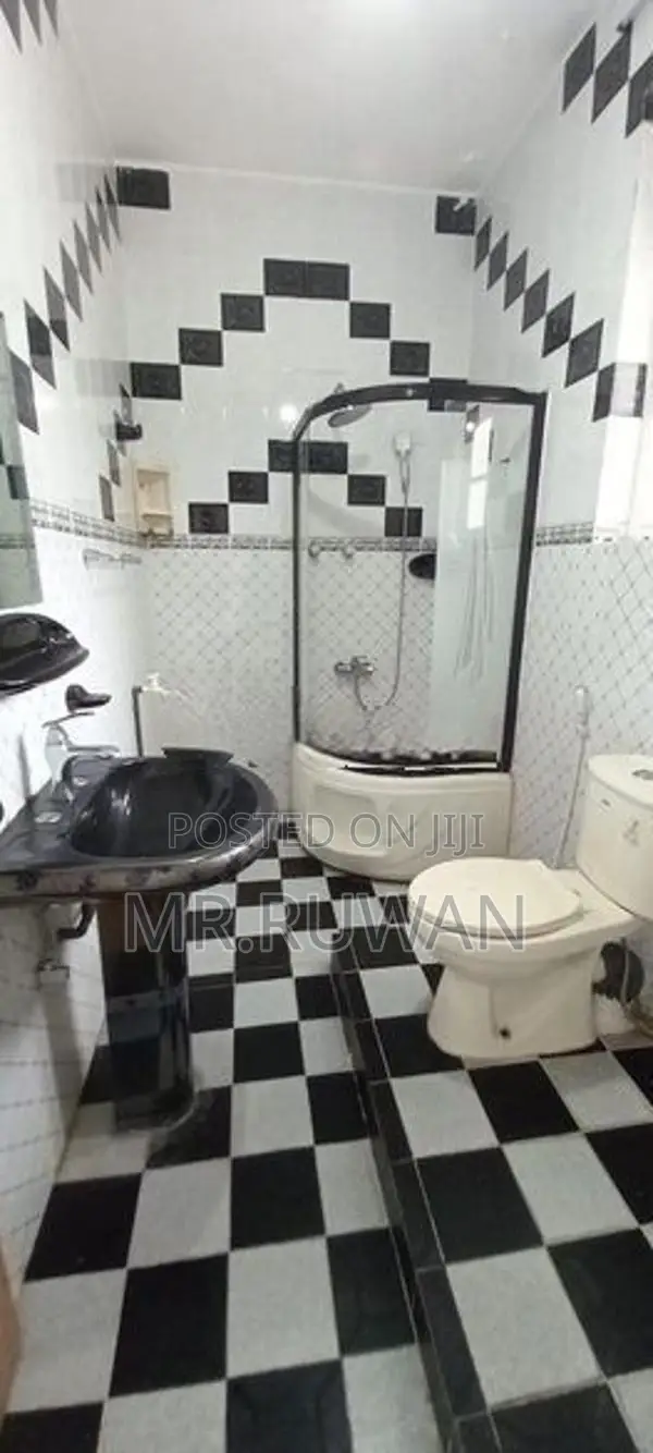 6 Bedroom House for Rent in Colombo 4