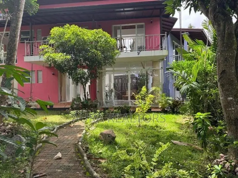 House for Sale in Thalawatagoda (p-170)