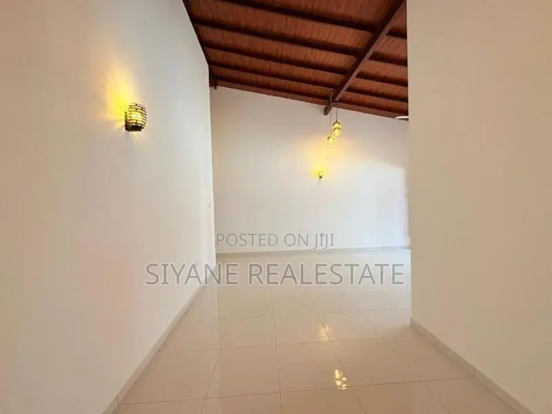 Brand New House for Sale in Athurugiriya