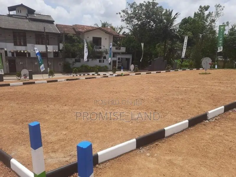 10 Min to Thalawathugoda Plot Land M20