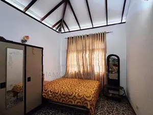 Two Storied House for Sale in Kadawatha