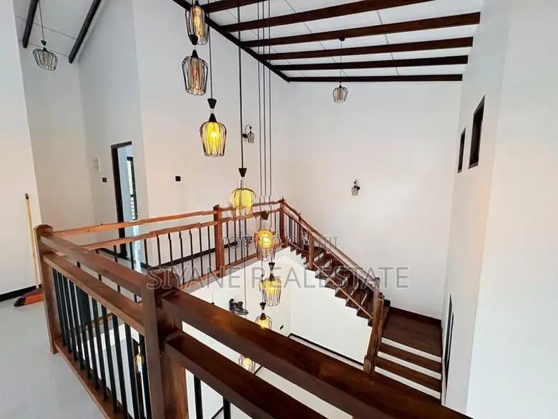 Brand New Luxury House for Sale in Athurugiriya