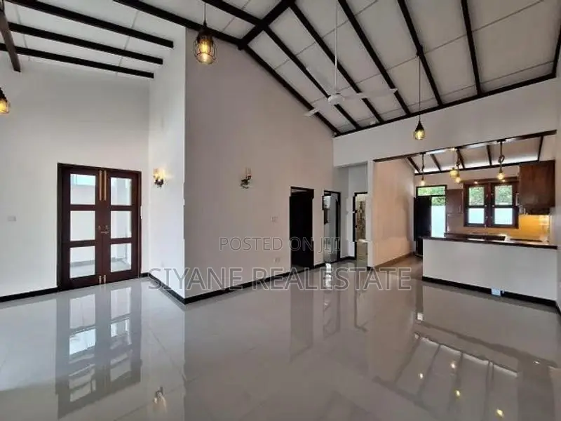 Brand New House for Sale in Athurugiriya