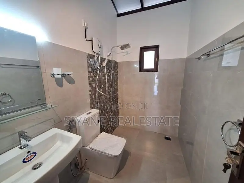 Brand New House for Sale in Athurugiriya