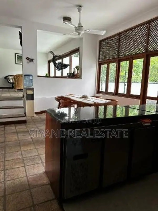 Luxury Tree House for Sale in Nugegoda