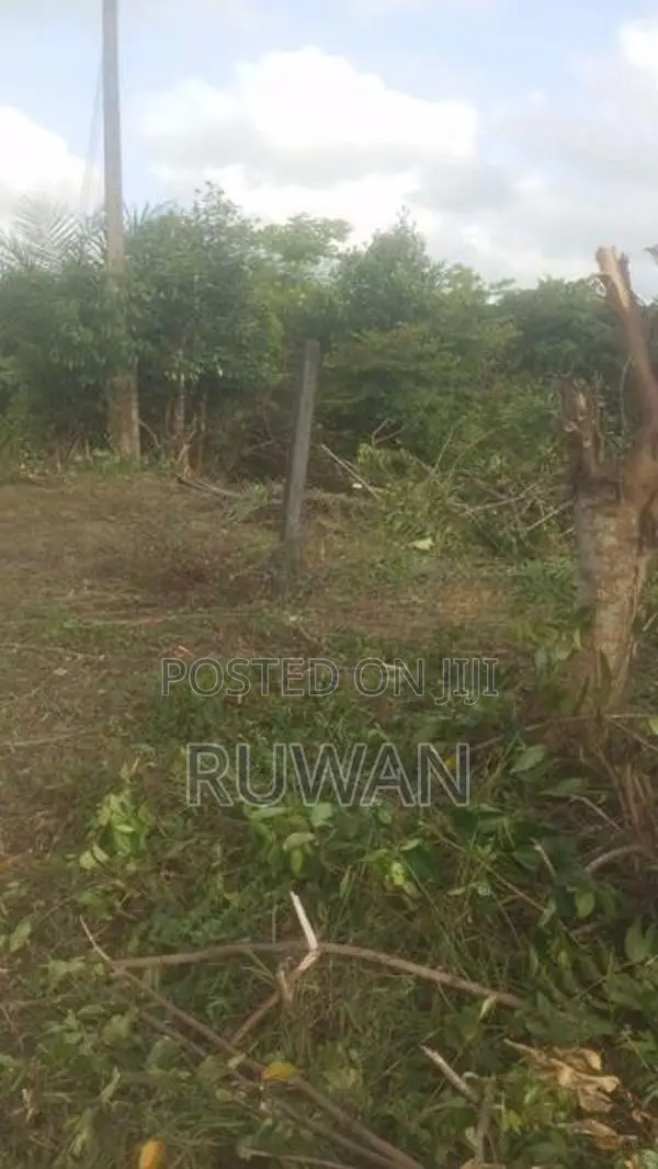 කළුතර, සේරුපිට - ඉඩම