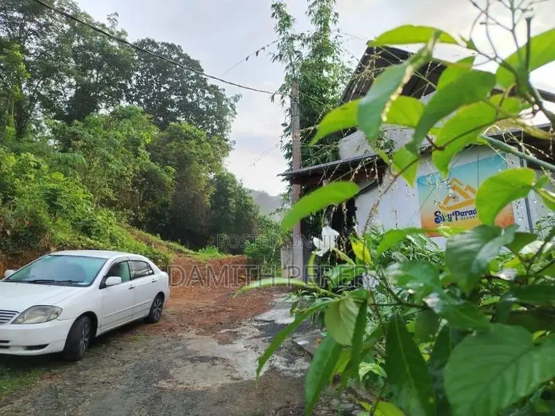 ඉංගිරිය සුන්දර පරිසරයක කඳු මුදුනේ 12.5 පර්චස් ඉඩමක් විකිනීමට