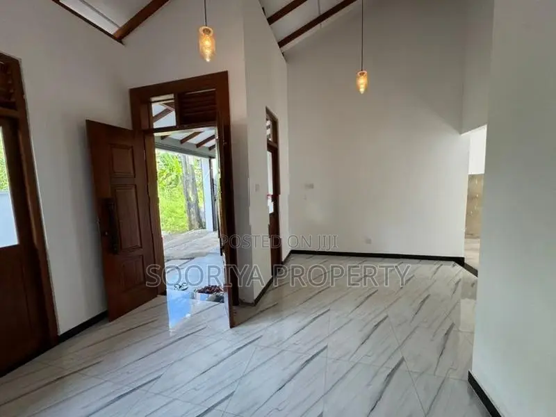Brand New House for Sale in Piliyandala