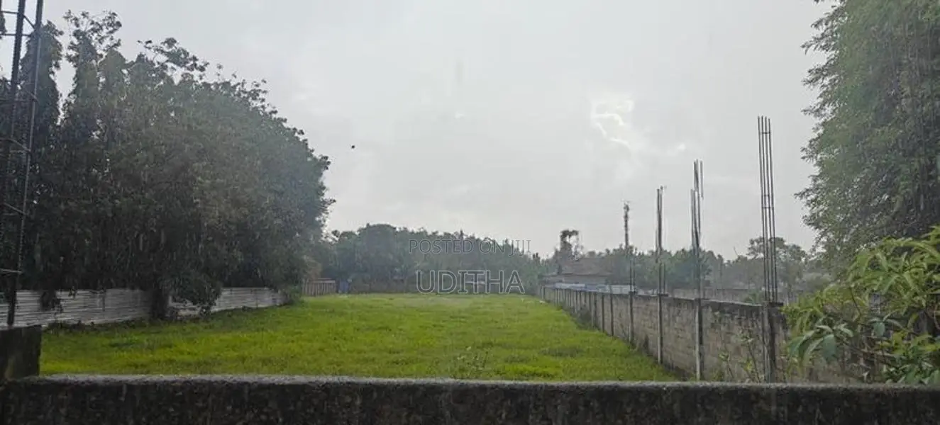 Bare Land in Eravur