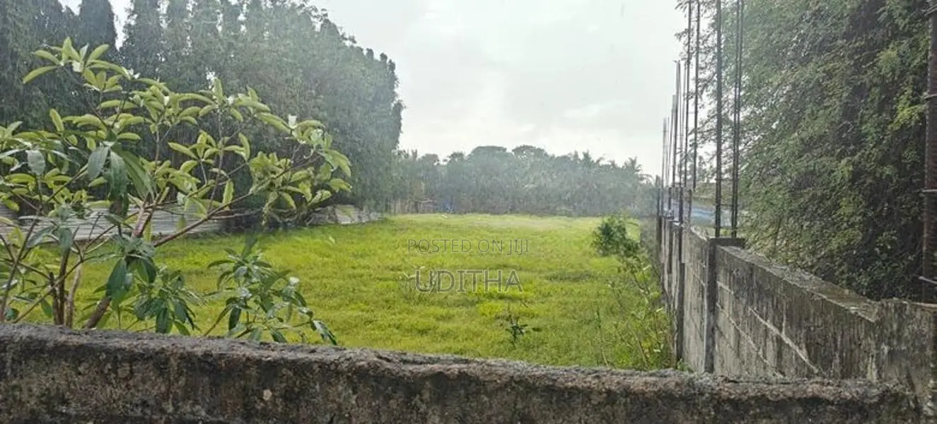 Bare Land in Eravur
