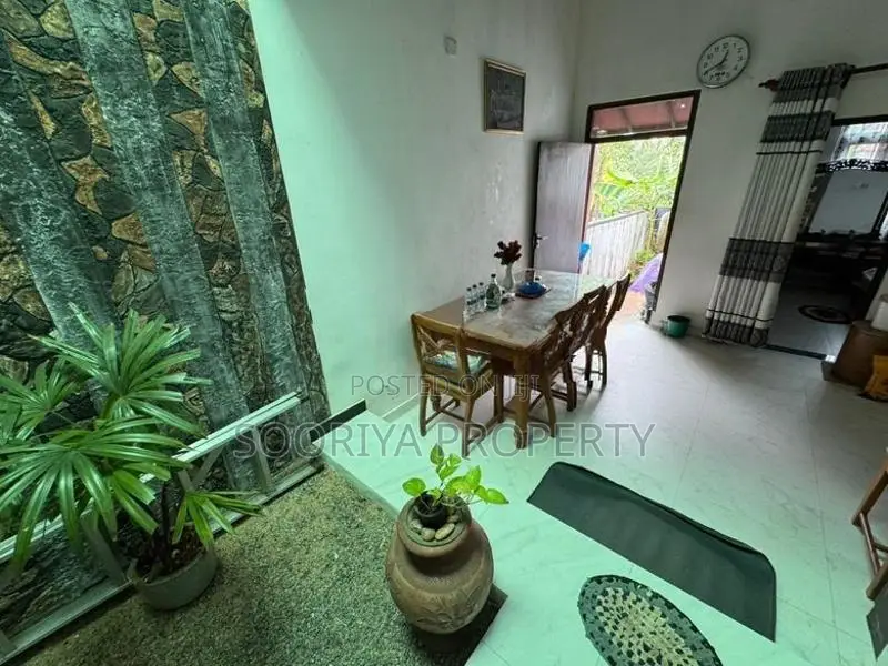 Almost Brand New House for Sale in Piliyandala