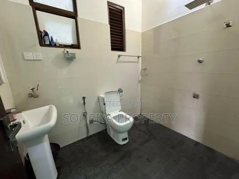 Almost Brand New House for Sale in Piliyandala