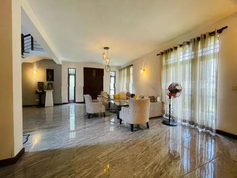 Spacious Family House for Sale in Kadawatha