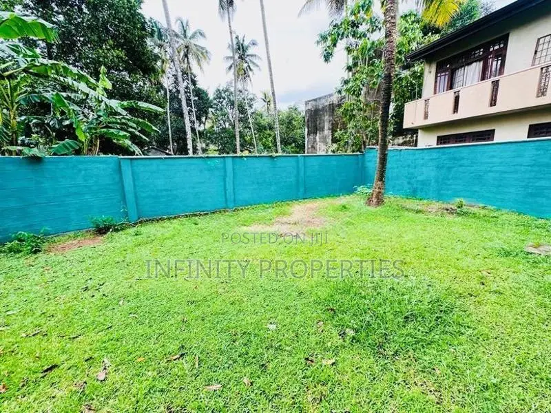 (AFA464) 2 Storey House for Sale At Pipe Road Koswatta Battaramulla