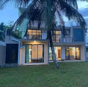 Luxury House for Sale Kahathuduwa - TL21