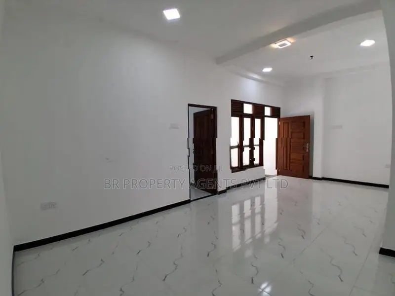 Brand New Single Storey House for Sale in Wellampitiya