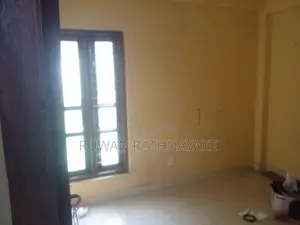 Two Storey House for Rent in Raththanapitiya