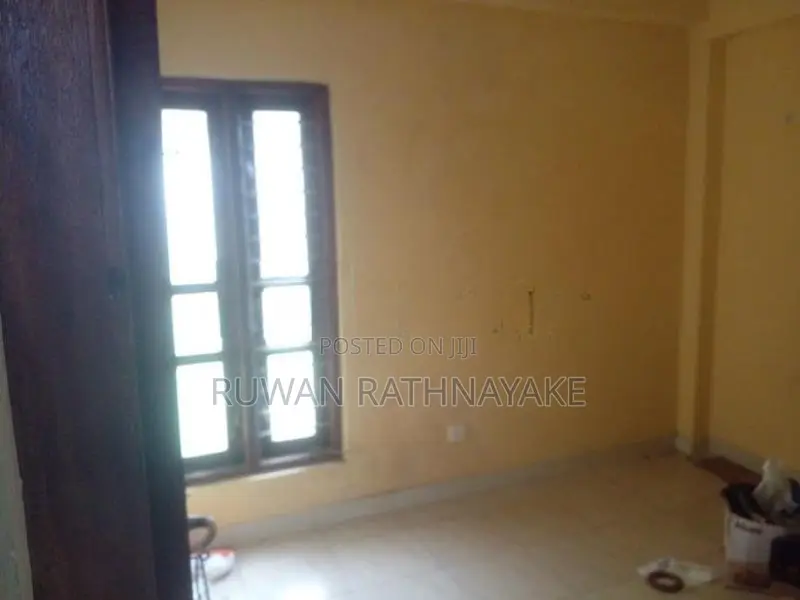 Two Storey House for Rent in Raththanapitiya