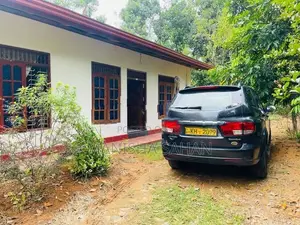 House with Land Sale - Imaduwa