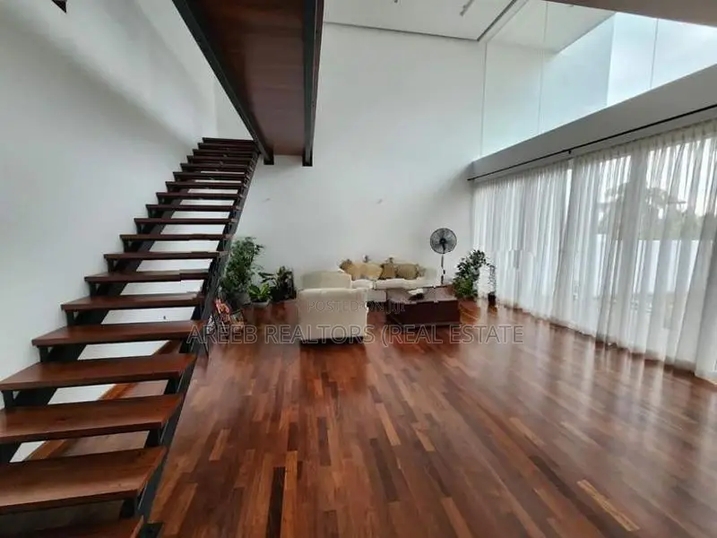 Luxury 4-Bedroom House for Rent | Koswatta,