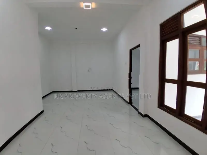 Brand New Single Storey House for Sale in Wellampitiya