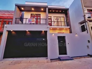 Luxury Two Storey Brand New House in Piliyandala