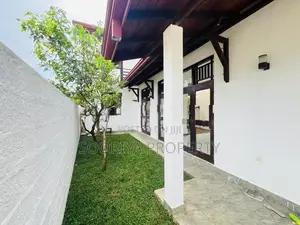 New Luxury 2 Story House for Rent in Boralesgamuwa
