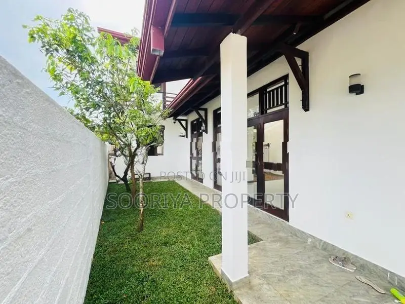 New Luxury 2 Story House for Rent in Boralesgamuwa