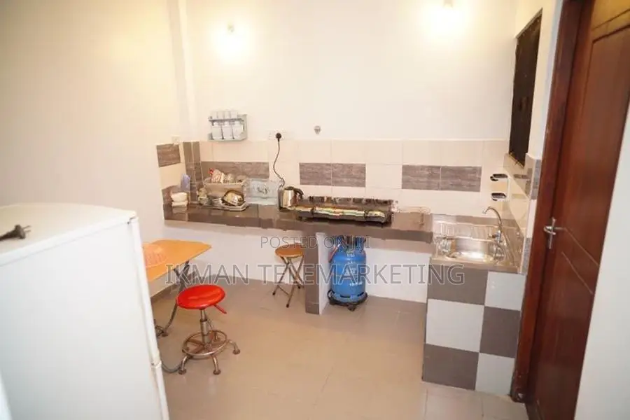 Luxury Studio Type Apartment for Rent – Colombo 04