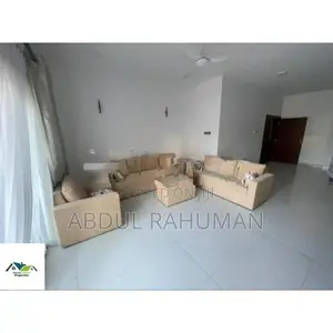 2 Story 10 Rooms Watala Town