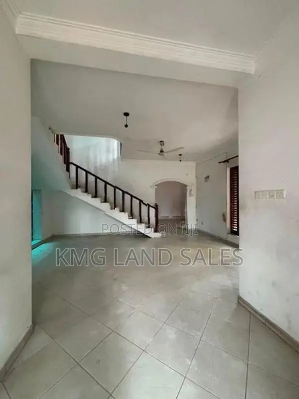 2 Storey House for Sale in Kaduwela