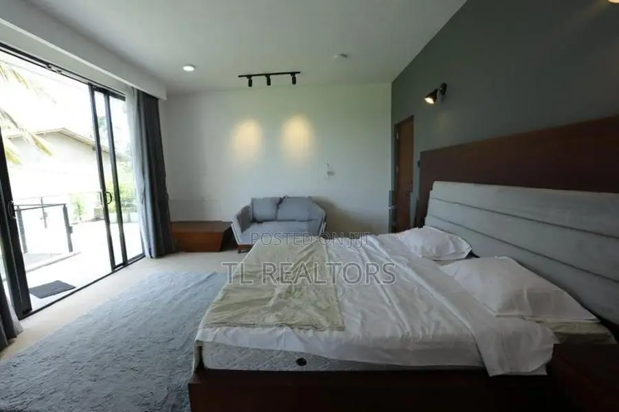 Luxury House for Sale Kahathuduwa - TL21