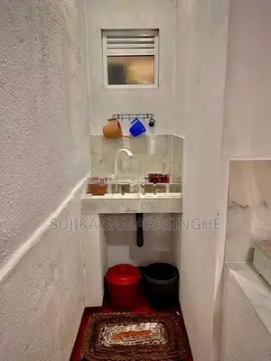 Room for Rent Two Girls Kadawatha