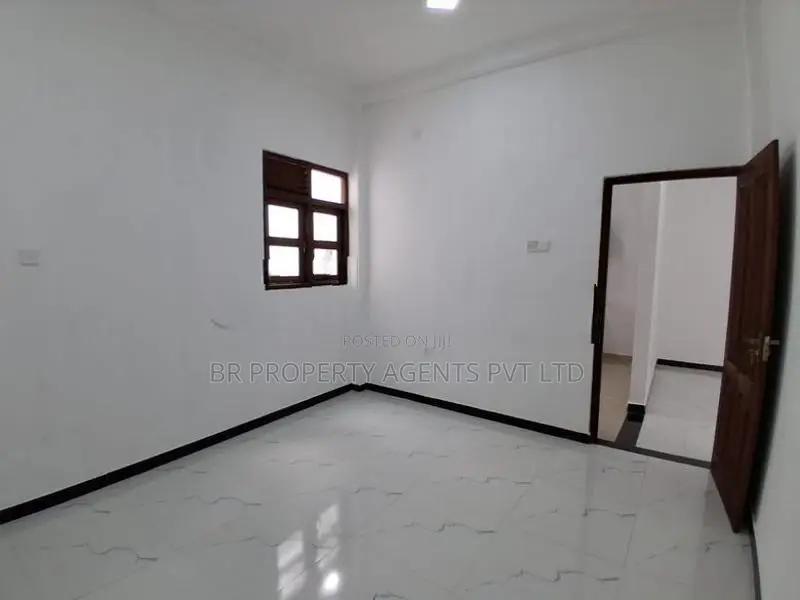 Brand New Single Storey House for Sale in Wellampitiya