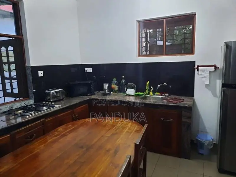 Luxury House for sale in Kelaniya - Dippitigoda
