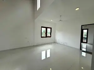 Luxury Two-Story Home for Sale – Kahathuduwa