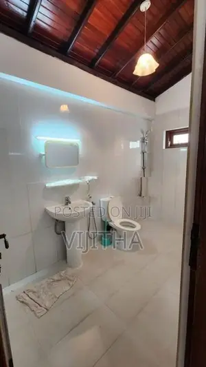 Upstairs House Unit for Rent Nugegoda