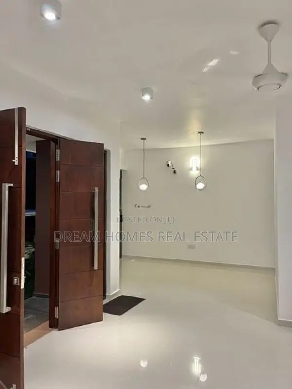Thalawathugoda Luxury Living at Clover Villas – Prime Signature Home