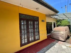 Suwarapola Single Story House for Sale in Piliyandala