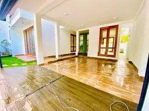 Brand New 3 Storied House for Sale in Piliyandala City.