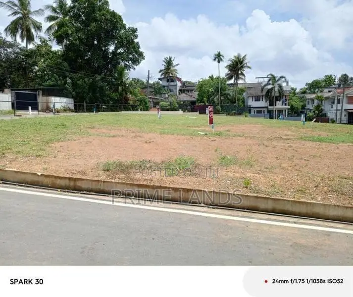 Land for sale madulawa road barukatiya