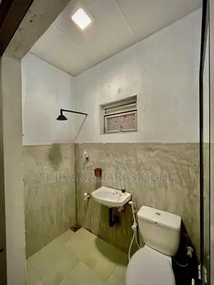 Room for Rent Two Girls Kadawatha