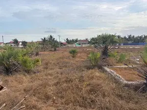 Land Sale Kaakaitheevu