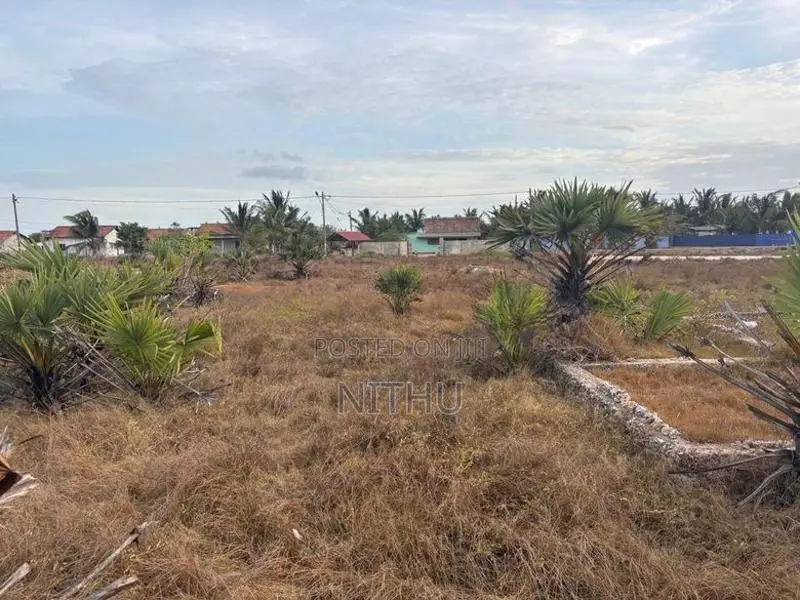 Land Sale Kaakaitheevu