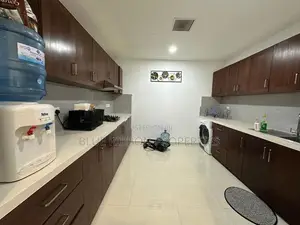 Furnished 2-Bedroom Luxury Apartment for Rent – Battaramulla, Koswatta