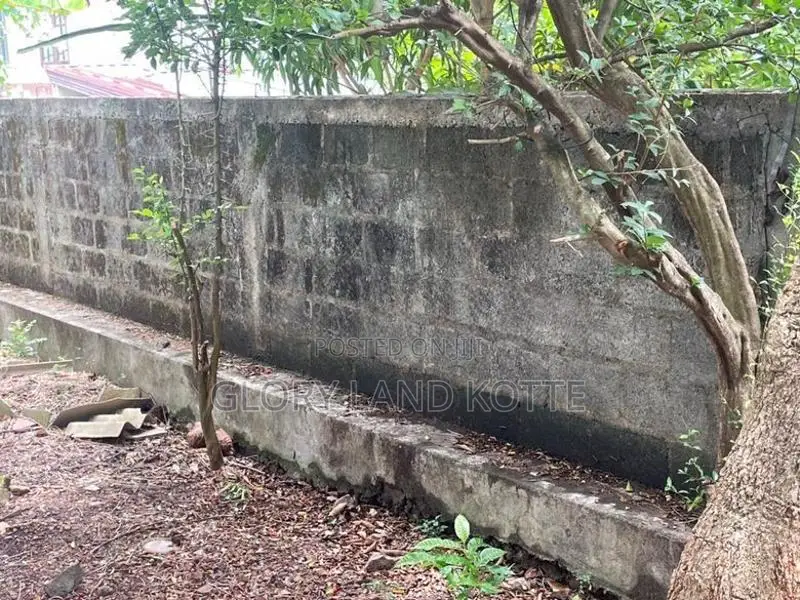 Land for Sale in Mirihana