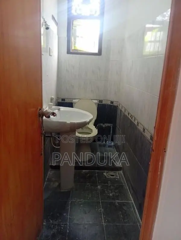 Luxury House for sale in Kelaniya - Dippitigoda