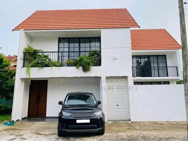 Spacious 5-Bedroom House for Rent – Thalawathugoda