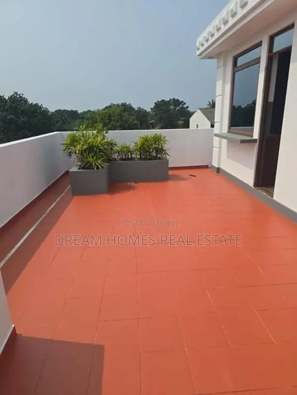 Luxury 4-Storey House with Lift for Sale – Dehiwala