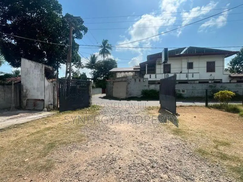 FOR RENT –WAREHOUSE BUILDING AT WELISARA(RCPB-DA-GAMJE-25)